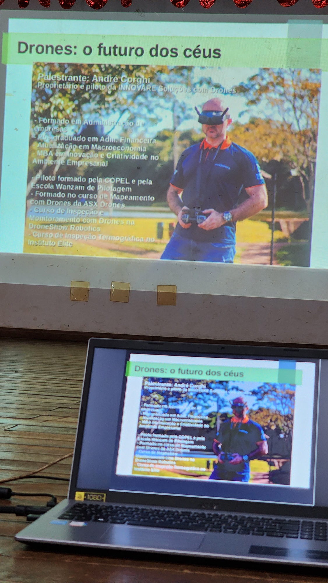 Palestra para alunos de robótica